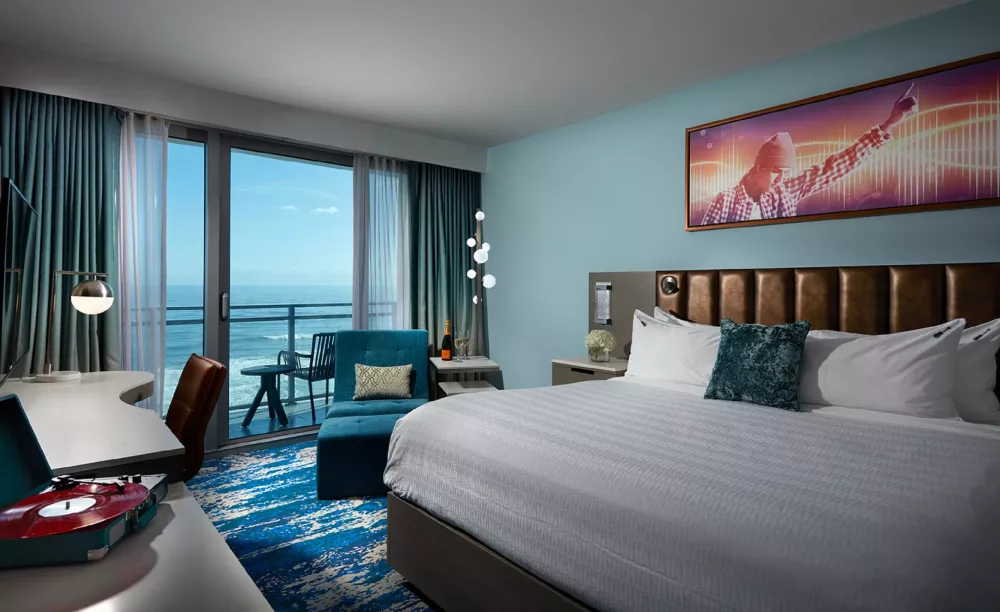 Hard Rock Resort in Daytona Beach guestrooms