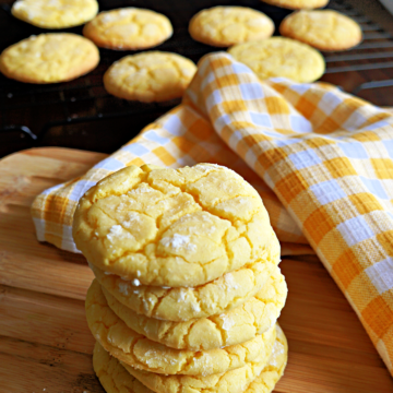 yellow lemon cookies