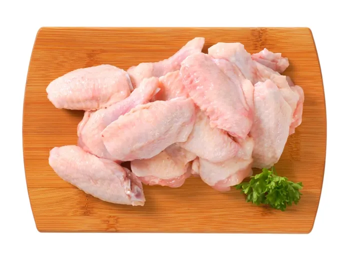 raw chicken wings