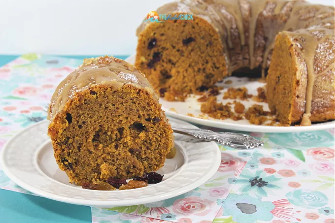bundt cake filled with cranberries and pumpkin puree