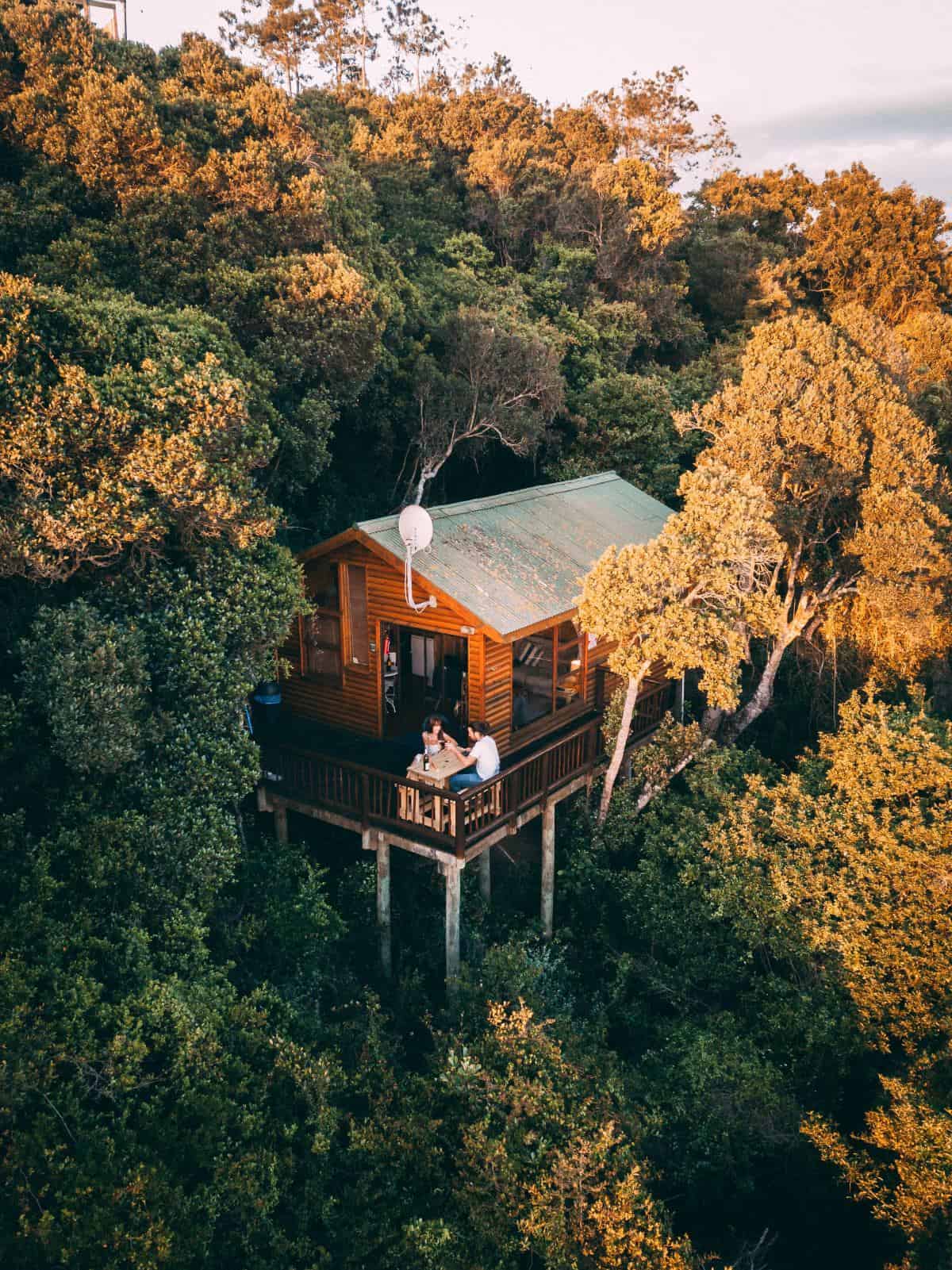 treehouse dining