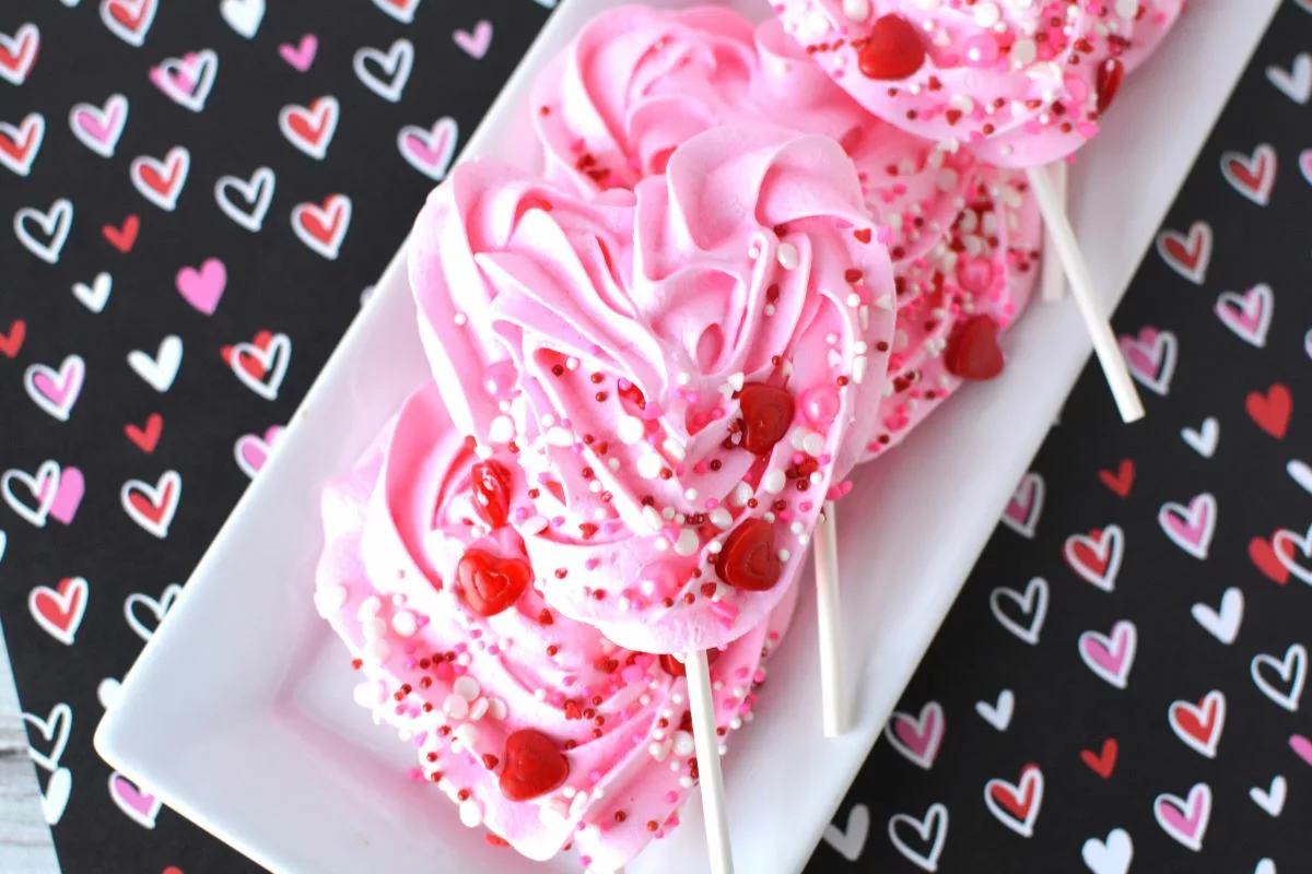 Heart Meringues Recipe for Valentines Day