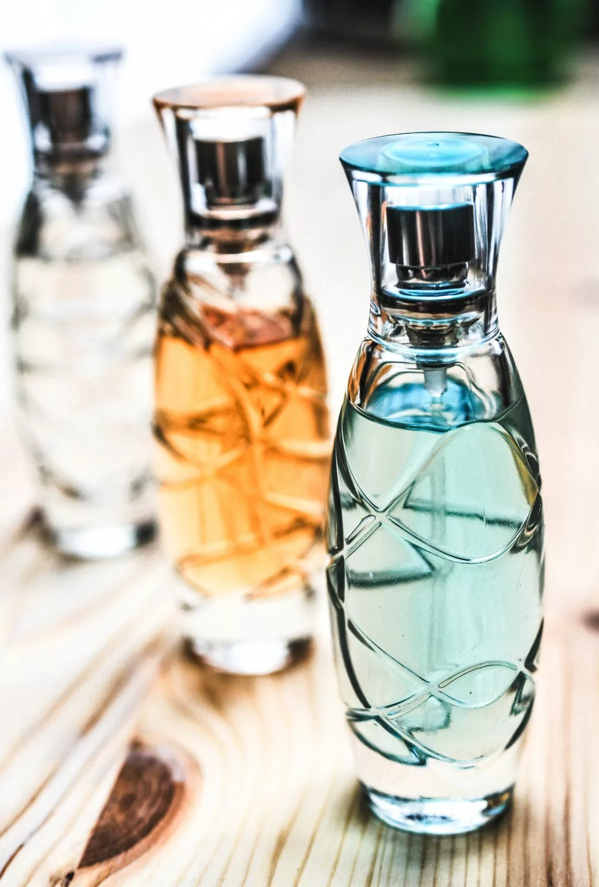 how to find the best long lasting perfumes for women