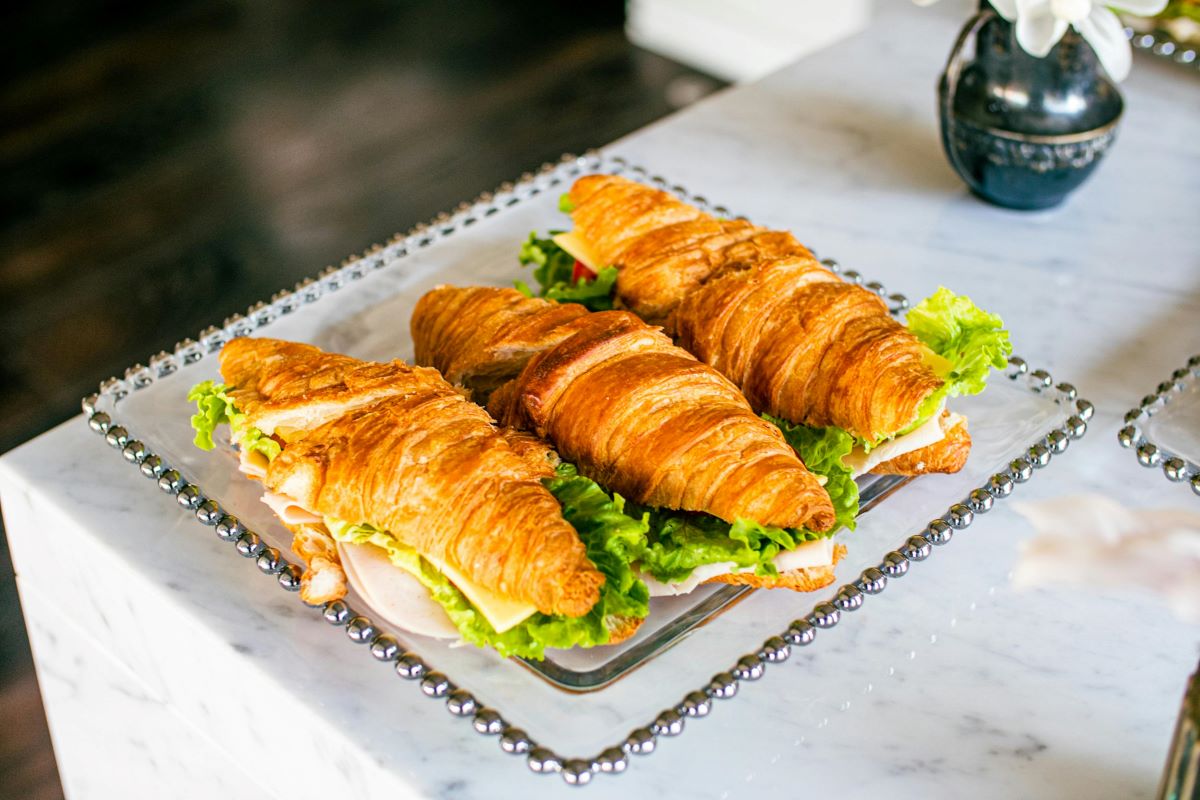 How to Choose the Right Sandwich Catering for Your Office Event