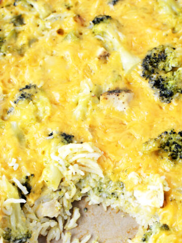 Broccoli Rice and Cheese Chicken Casserole