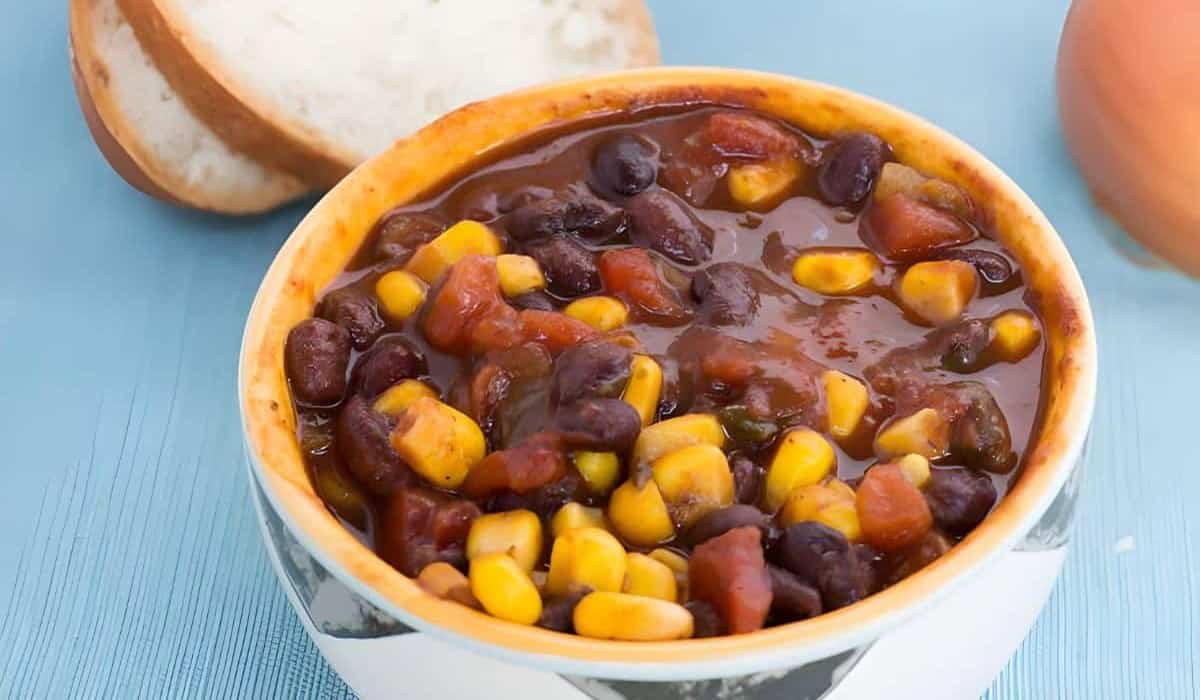 One Pot Meatless Black Bean Chili