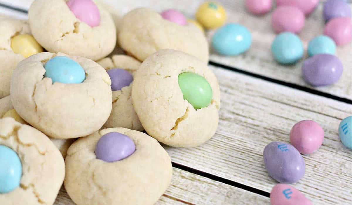 Easter Thumbprint Cookies with M&Ms