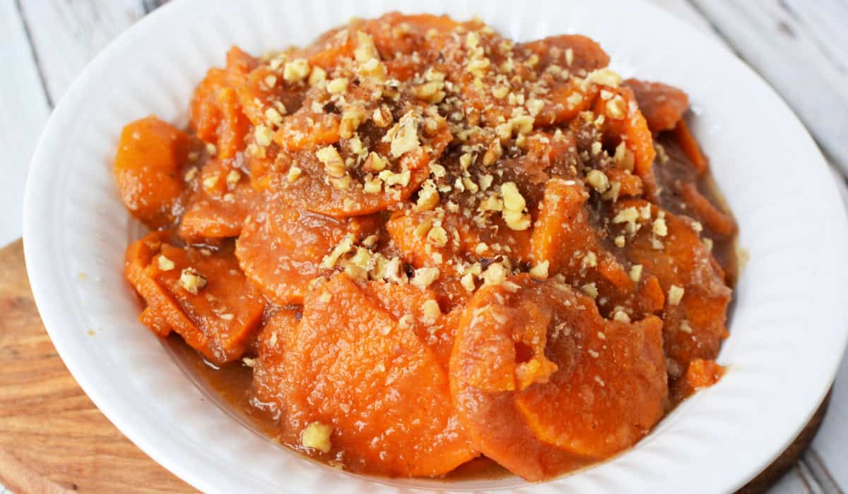 Slow Cooker Sweet Potatoes and Apple Sauce Recipe