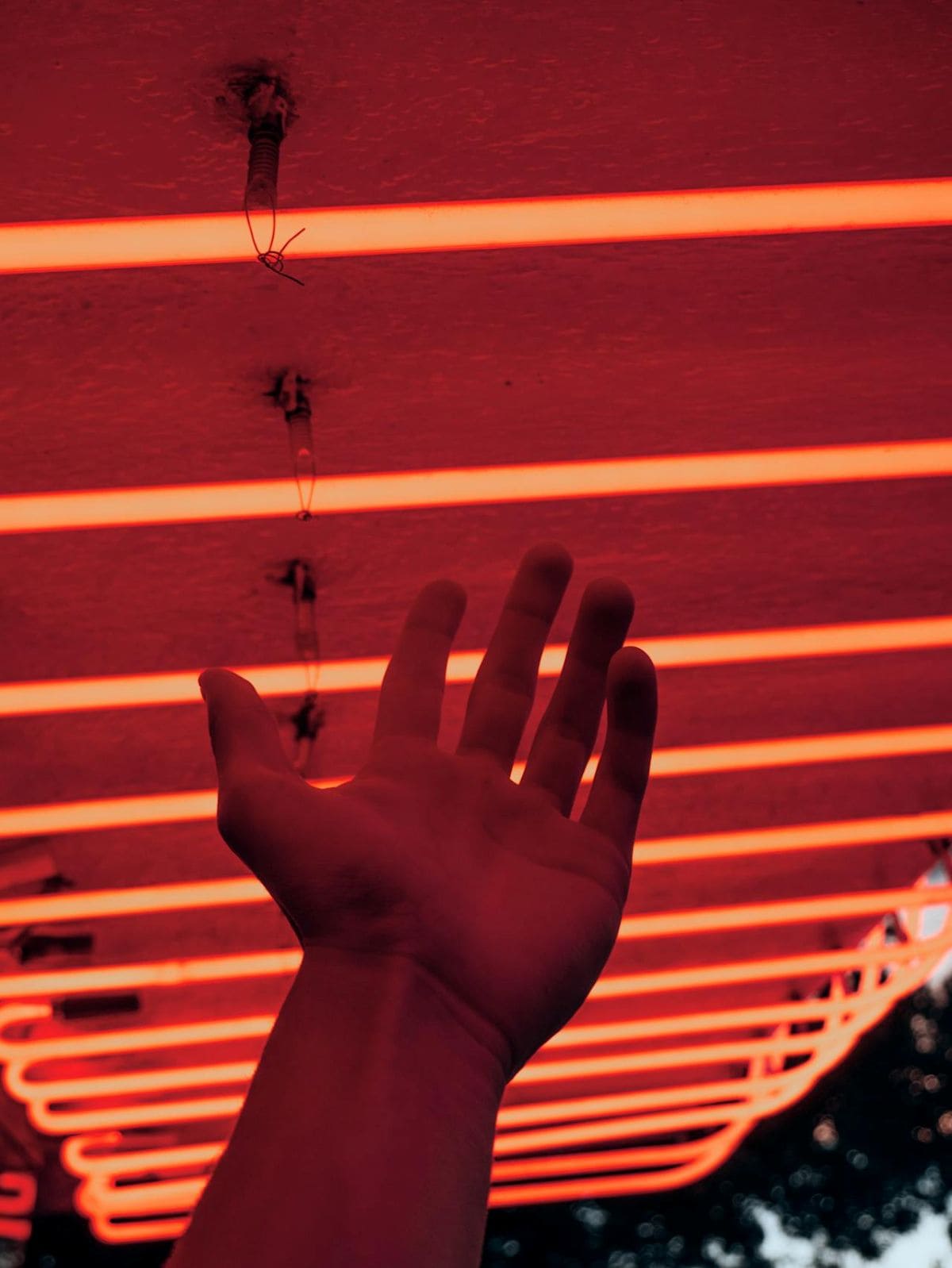5 Myths about Red Light Therapy Debunked