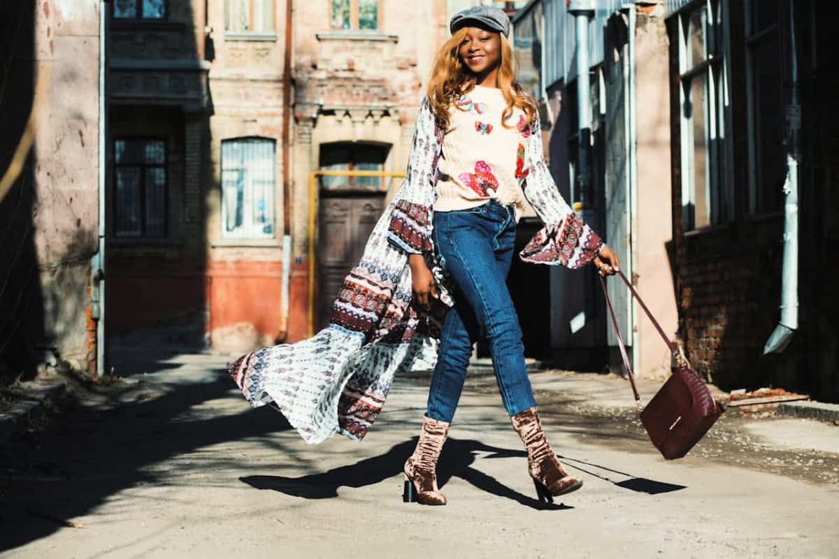 woman wearing streetwear fashion and layered clothing