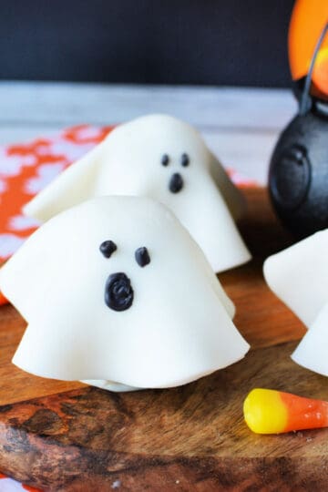ghost cake pop