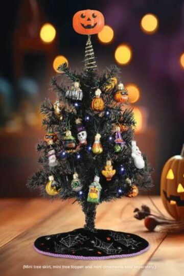 Old World Christmas Mini Black Tree Pre-lit