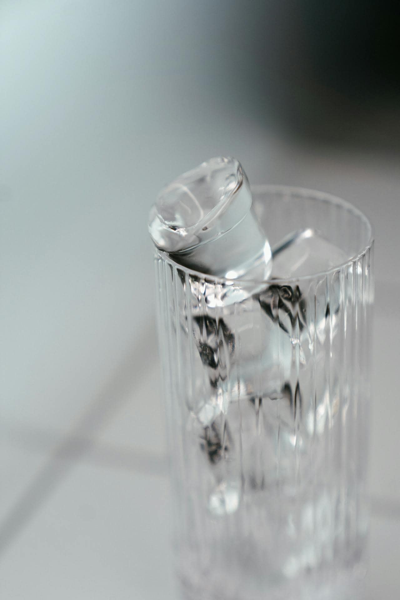 glass filled with ice